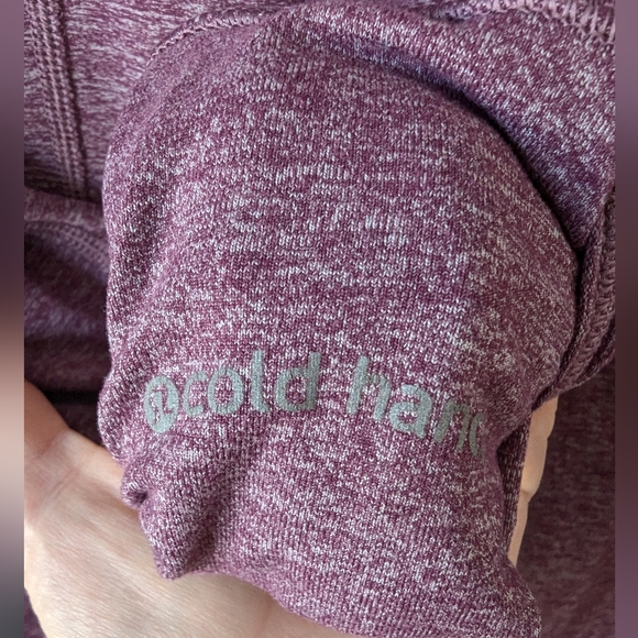 Lululemon Run Your Heart Out Half Zip Ruffles Cuffins Zip Pocket - Picture 11 of 12